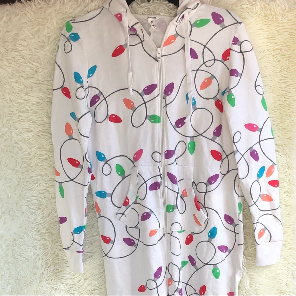 Bethany Mota Jumpsuit (Free Mystery necklace & Clothes)